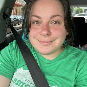 Meet your Posher, Kelli